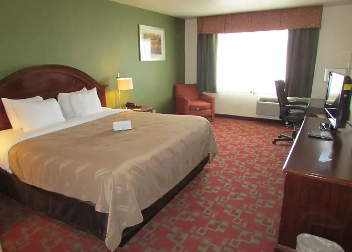Quality Near Wyoming Downs Inn 4*