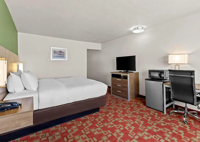 Quality Near Wyoming Downs Inn 4*